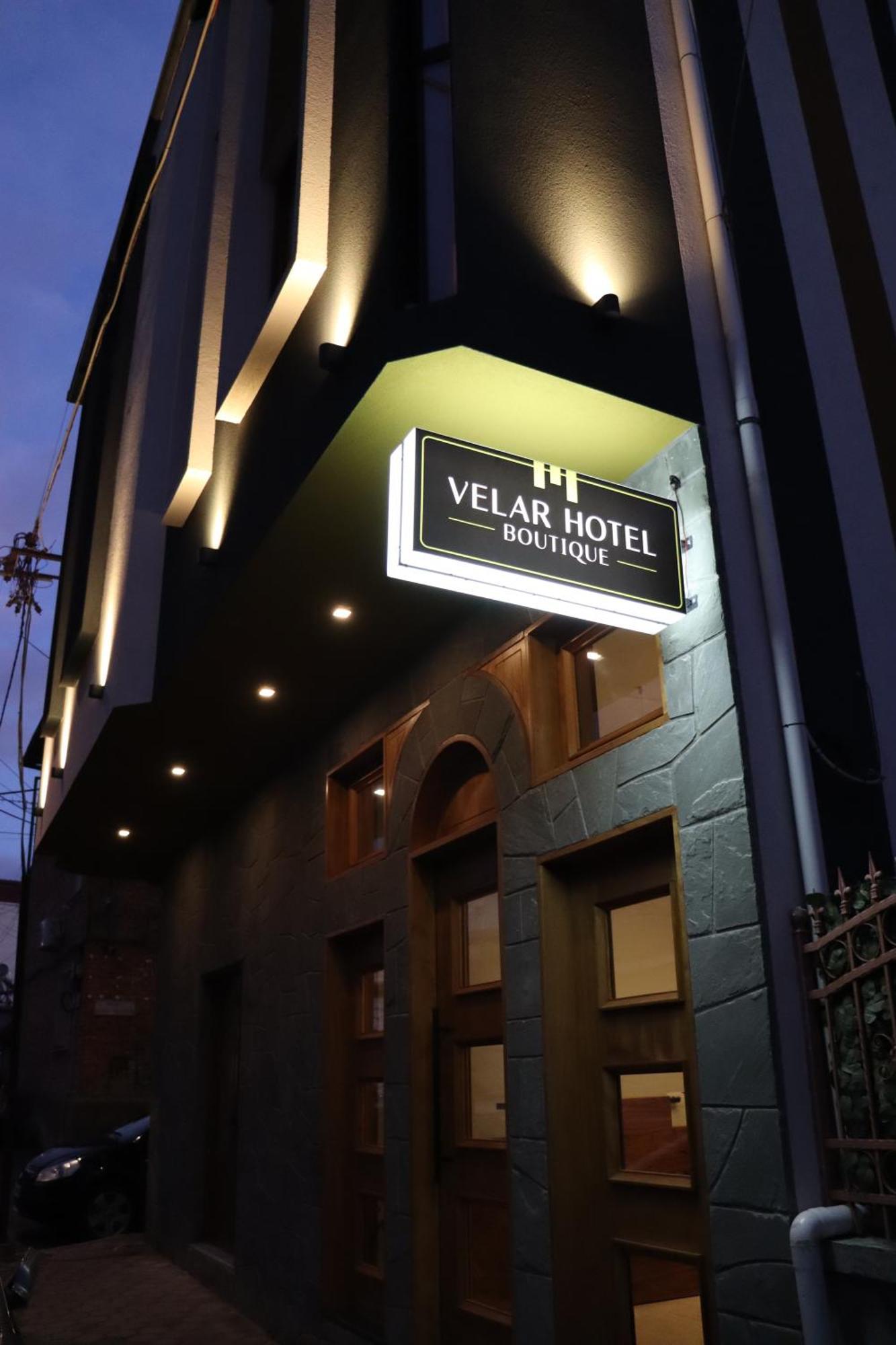 Velar Hotel Boutique Korce Ngoại thất bức ảnh