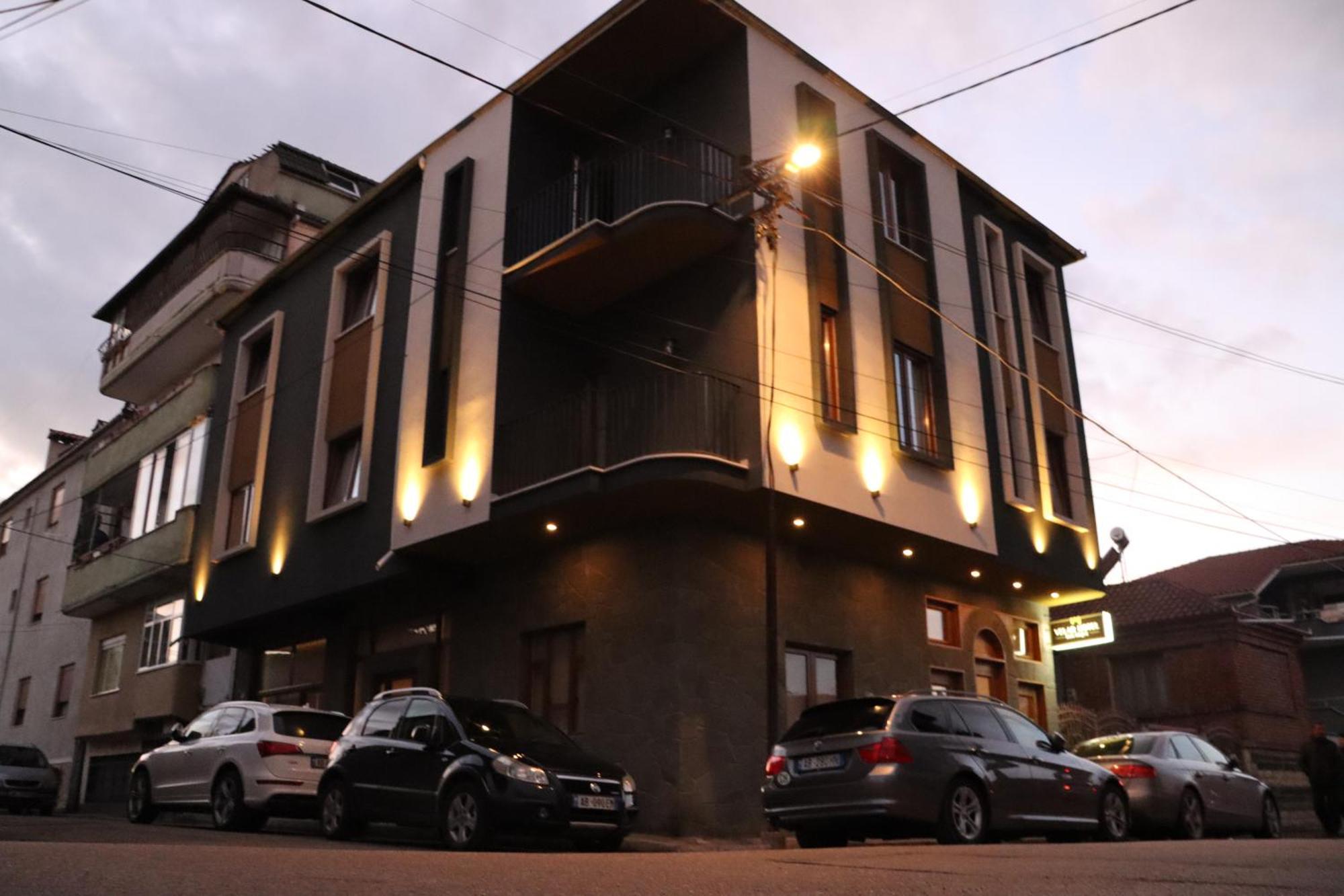 Velar Hotel Boutique Korce Ngoại thất bức ảnh