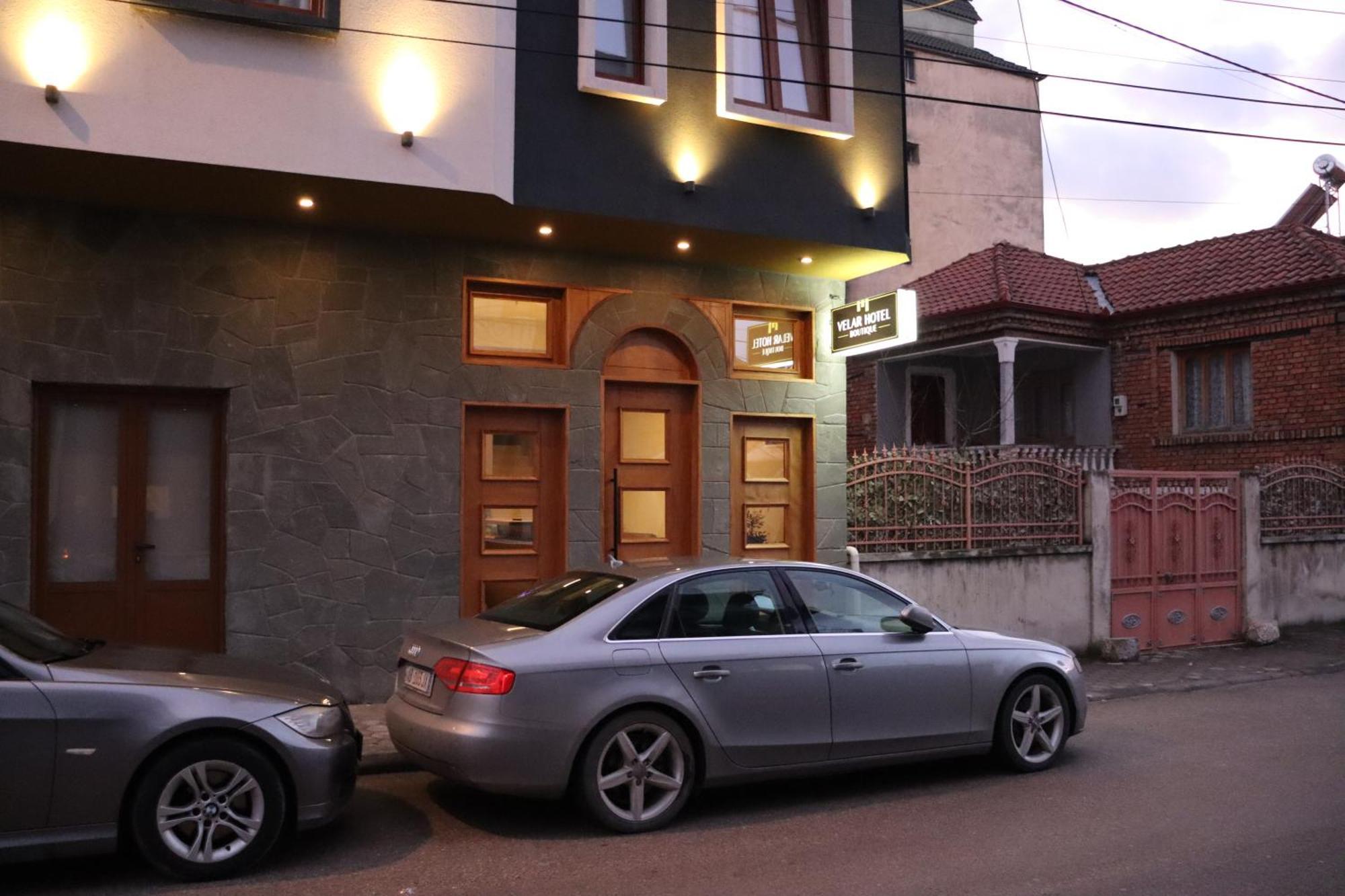 Velar Hotel Boutique Korce Ngoại thất bức ảnh