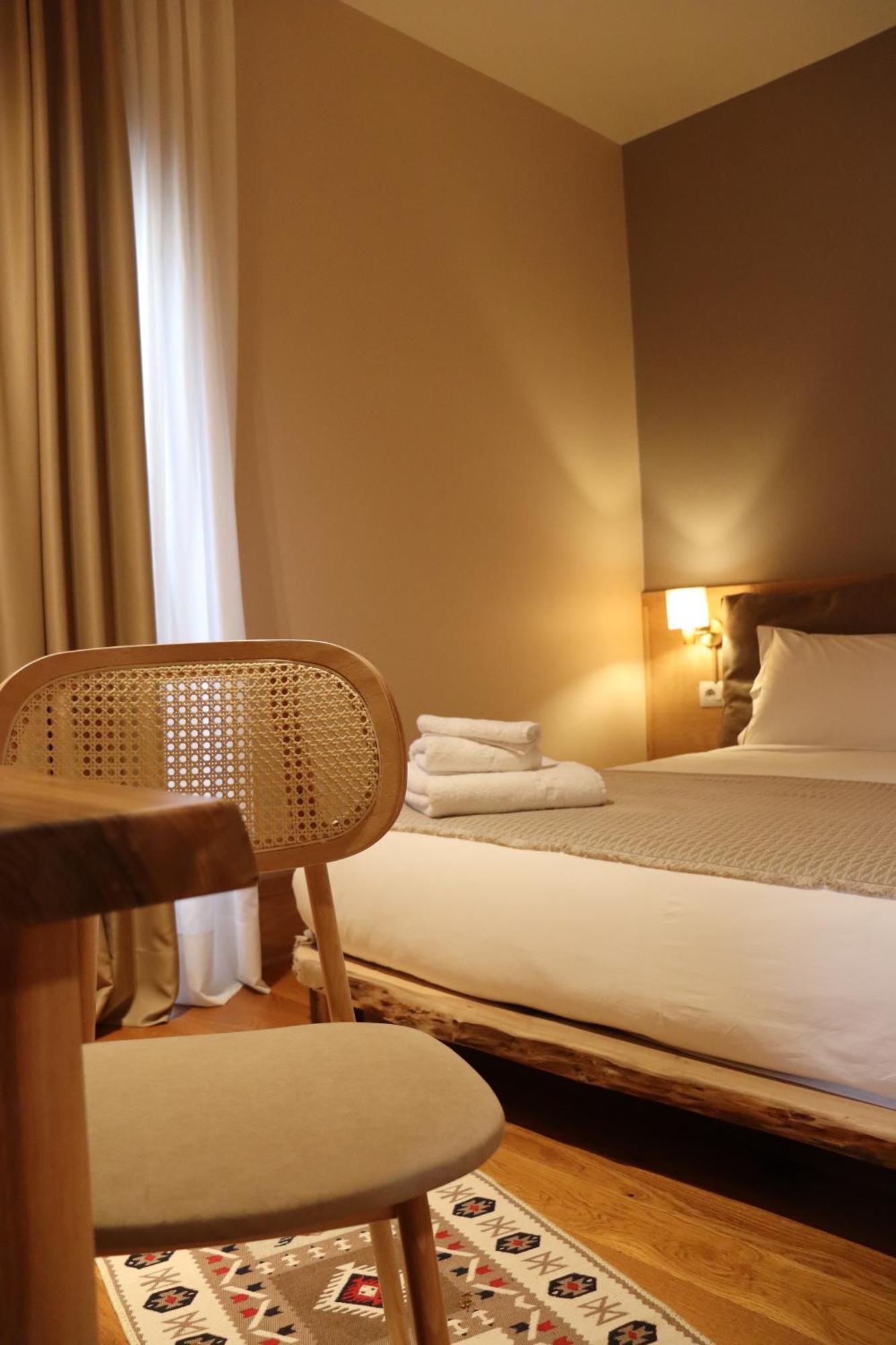 Velar Hotel Boutique Korce Phòng bức ảnh