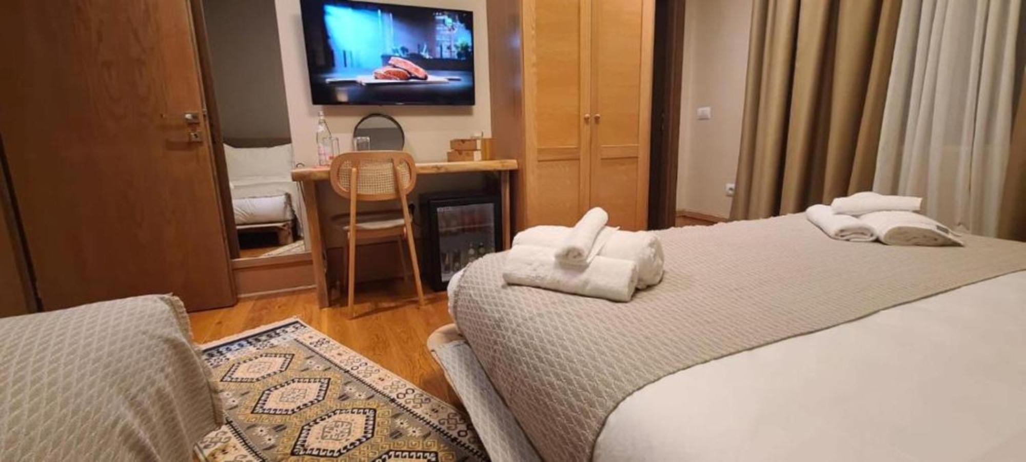 Velar Hotel Boutique Korce Ngoại thất bức ảnh
