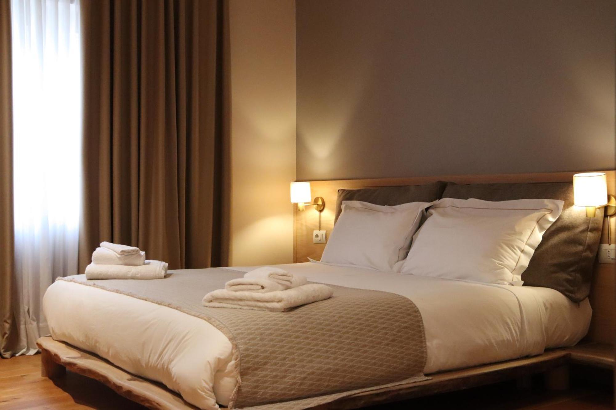 Velar Hotel Boutique Korce Ngoại thất bức ảnh